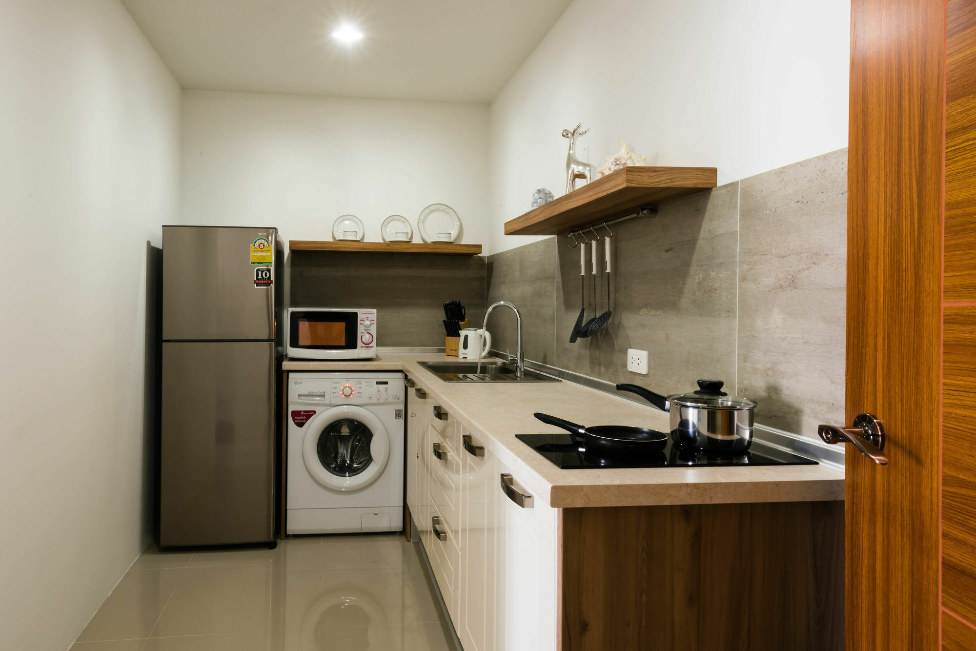 Beach 7 Condo Jomtien Beach Eksteriør billede